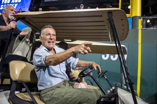 Bruce-Springsteen-ofrece-una-oracion-por-la-seguridad-de-Trump-tras-el-tiroteo-en-la-Cena-de-Corresponsales-1