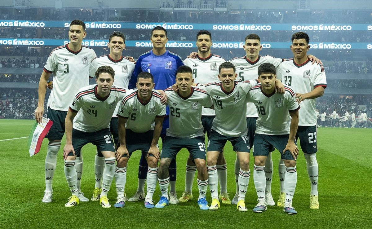 Edson-Alvarez-Jorge-Sanchez-y-Mateo-Chavez-se-integran-a-la-concentracion-de-la-Seleccion-Mexicana