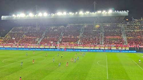 Estadio-Yuexiushan-testigo-del-auge-y-caida-del-futbol-en-Guangzhou-2