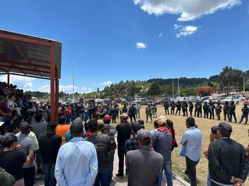 Frenan-exodo-en-El-Durazno-Tamazula-fuerzas-federales-prometen-seguridad