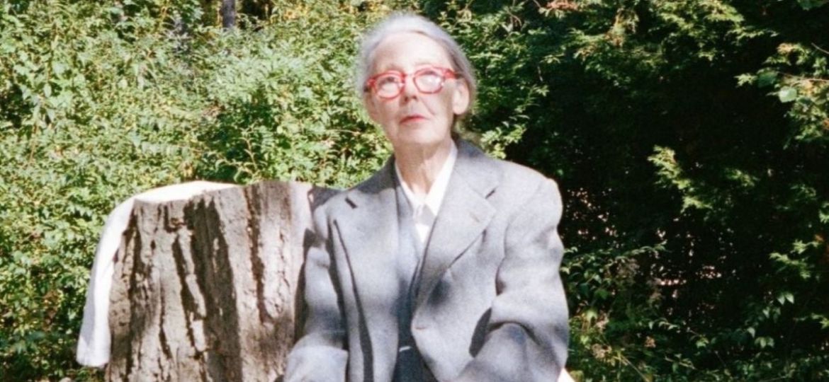 Anne-Carson-explora-el-deseo-y-la-intimidad-en-La-antropologia-del-agua