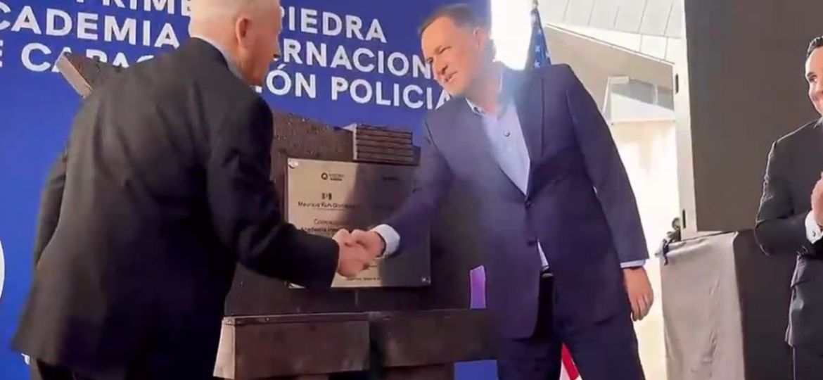 Cancilleria-confirma-que-recibio-aviso-sobre-visita-de-embajador-de-EU-a-Queretaro