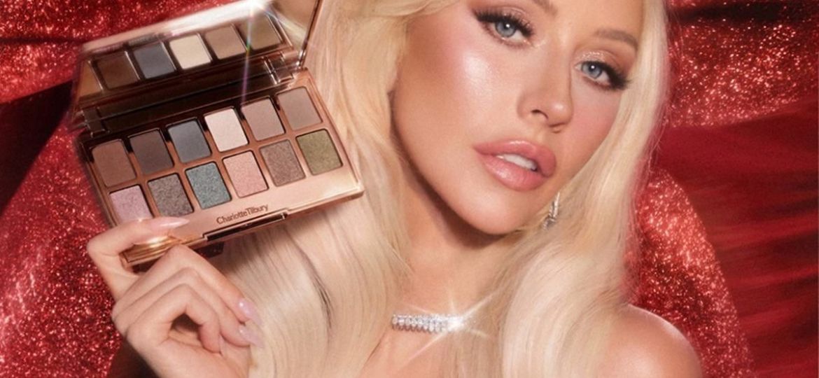 Christina-Aguilera-protagoniza-la-campana-navidena-de-Charlotte-Tilbury