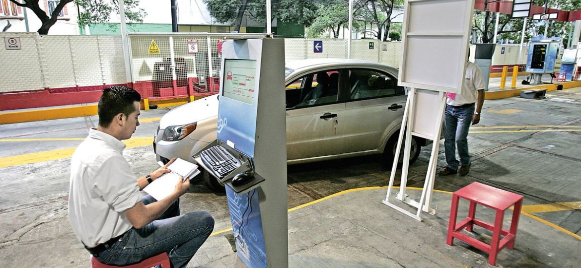 Falla-en-Repuve-provoca-retrasos-en-tramites-de-control-vehicular-en-CDMX