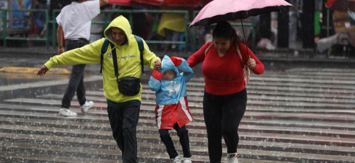 Preven-lluvias-fuertes-y-temperaturas-de-hasta-22-grados-este-lunes-en-CDMX
