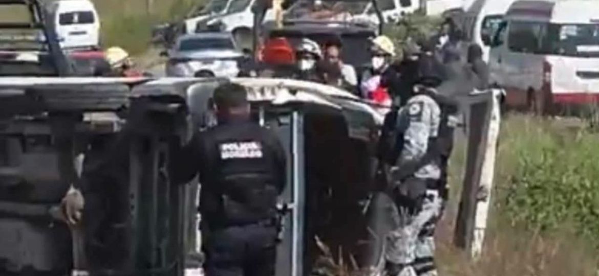 ataque-a-balazos-contra-combi-frente-al-tecnologico-de-cuautla-deja-dos-lesionados
