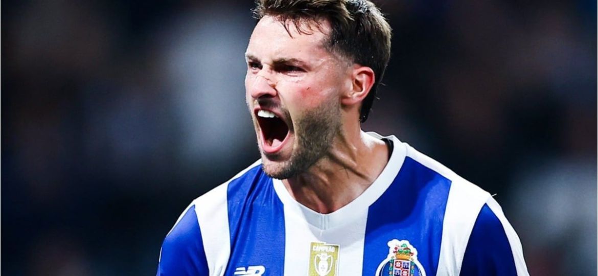 santiago-gimenez-rompe-su-sequia-y-clasifica-al-porto-a-la-final-four