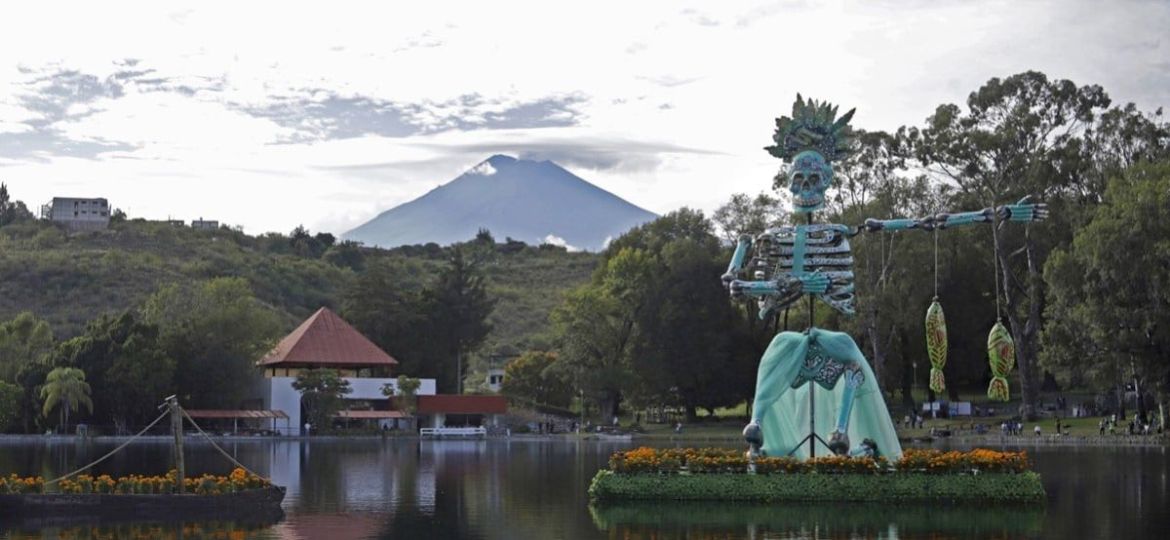 valle-de-catrinas-2026-lleva-a-los-dioses-prehispanicos-a-las-calles-de-atlixco